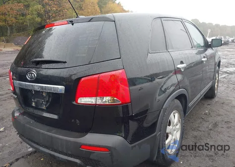2011 Kia Sorento Lx from USA, damaged, VIN 5XYKT3A14BG096124